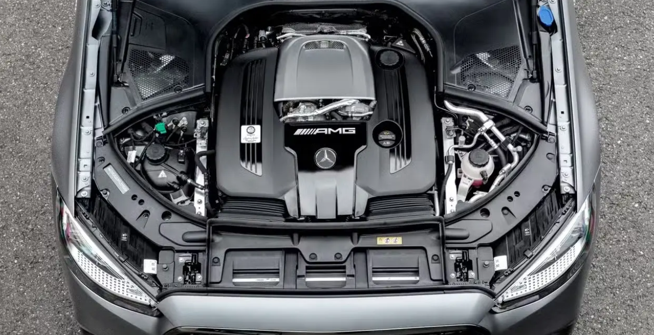 Mercedes-AMG, performans tutkunlarını sevindirdi: V8 motorlar geri dönüyor